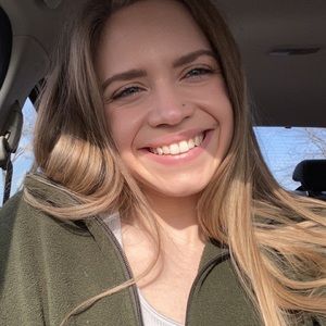 Meet your Posher, Mackenzie